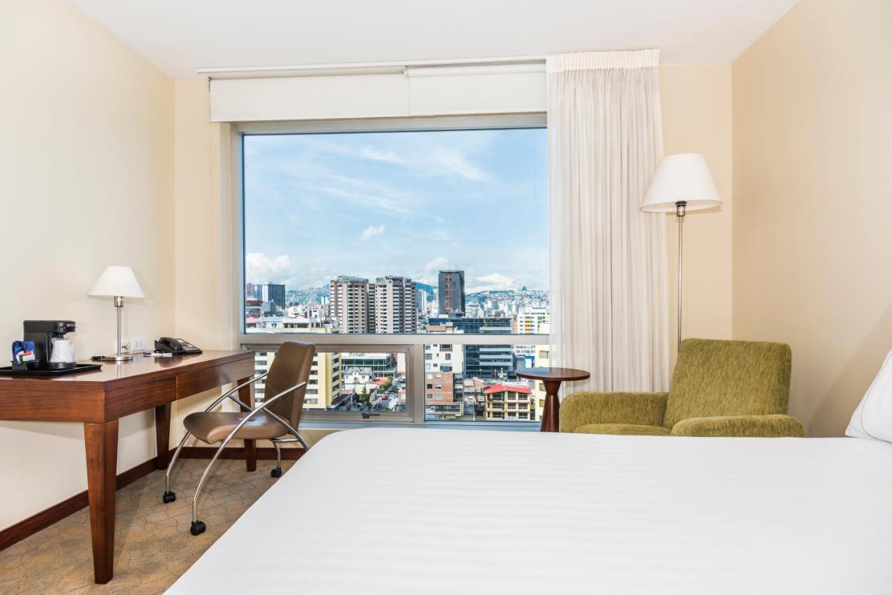 Holiday Inn Express Quito By Ihg Exteriör bild