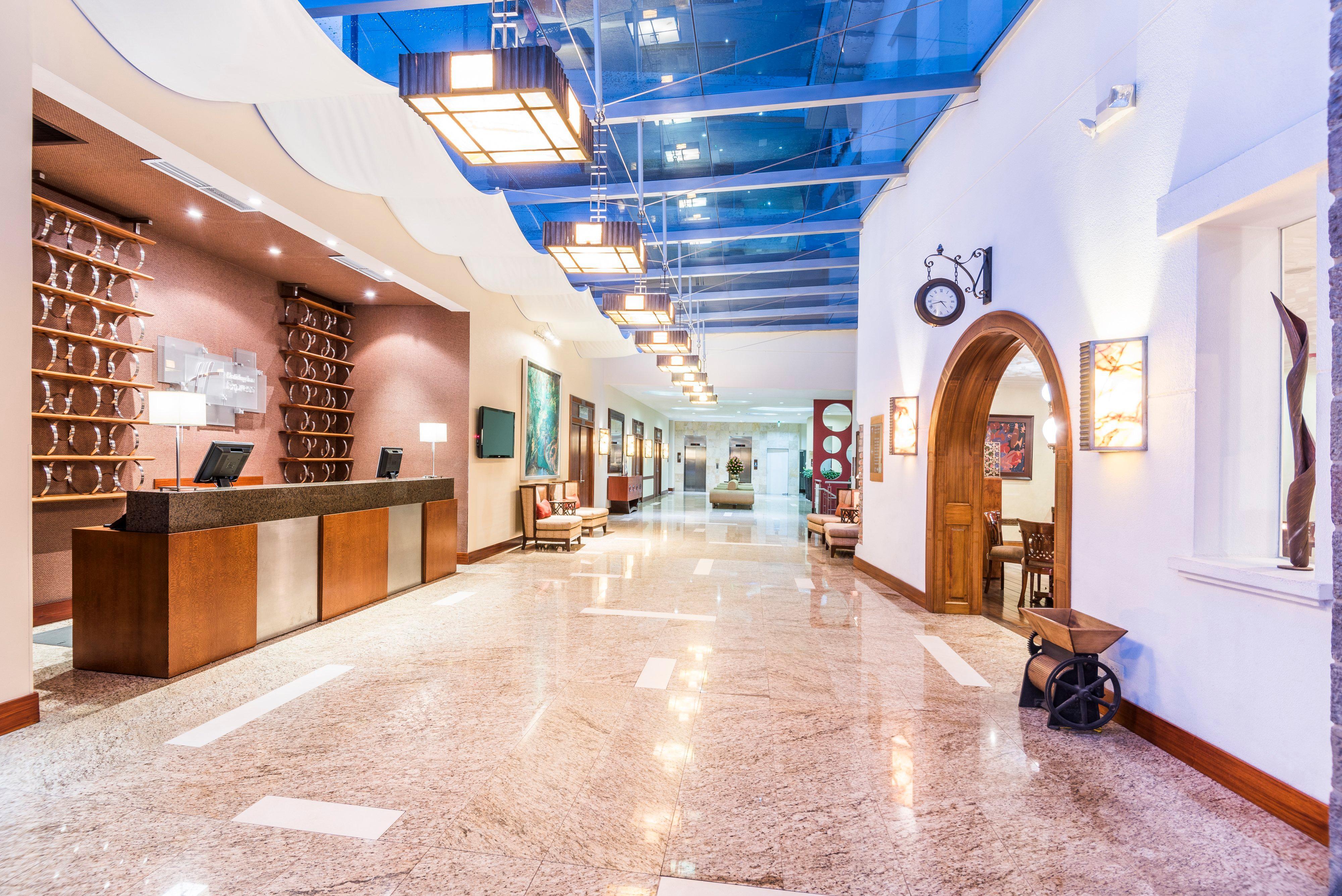 Holiday Inn Express Quito, An Ihg Hotel Exteriör bild