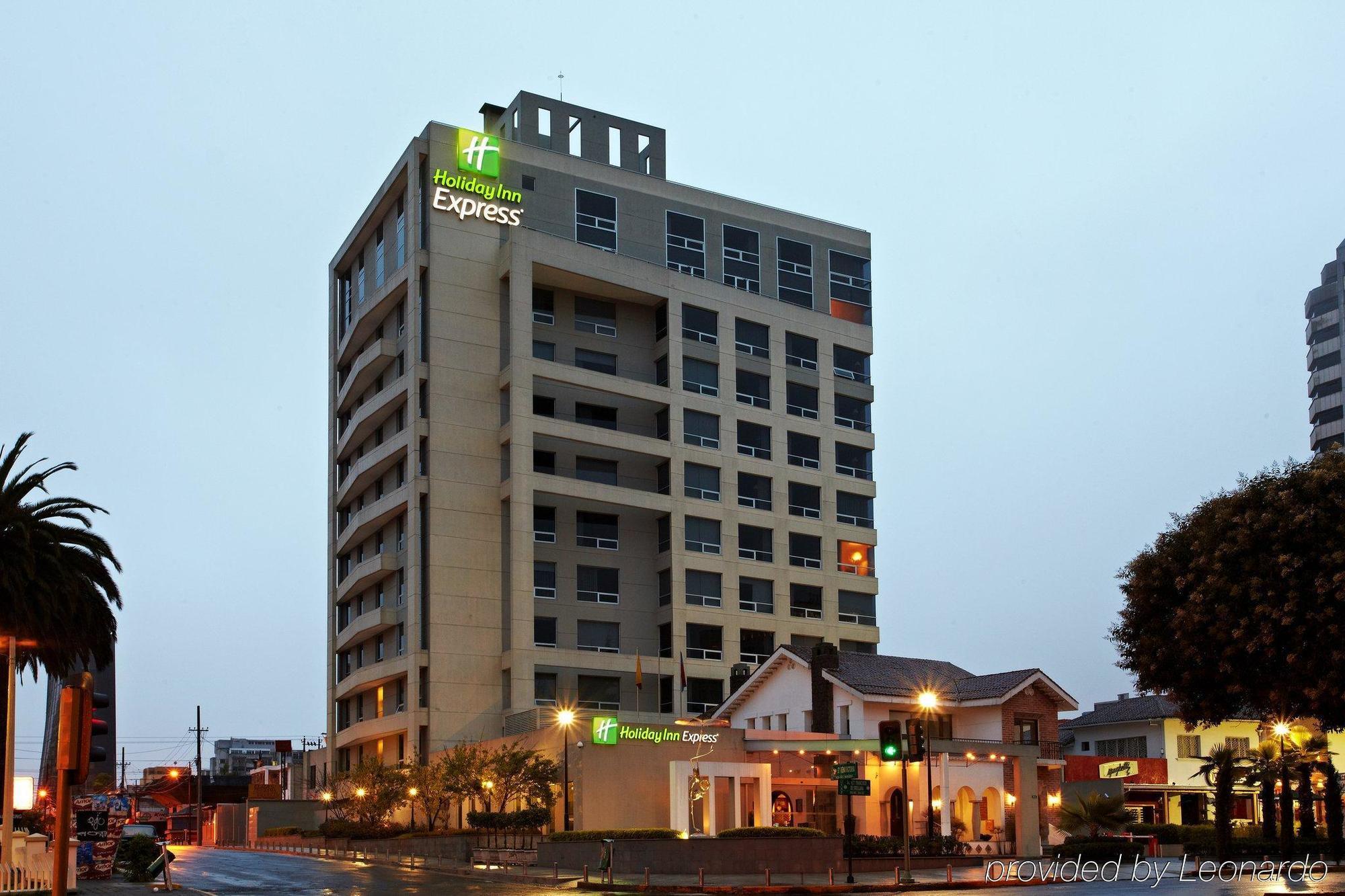 Holiday Inn Express Quito By Ihg Exteriör bild